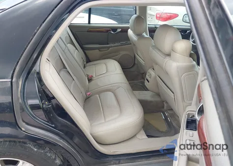 2004 Cadillac Deville Standard из США, поврежденный, VIN 1G6KD54Y74U156791